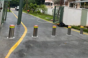 what is construction of the bollard
