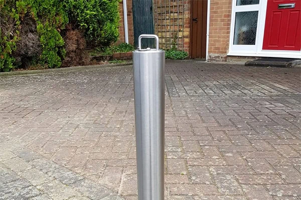 can i put bollards outside my house