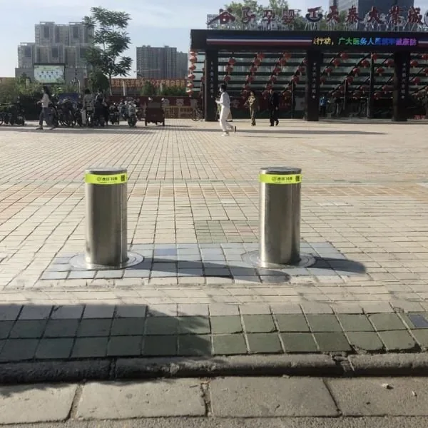 semi-automatic bollard