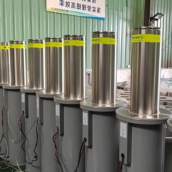 carsh rated bollard